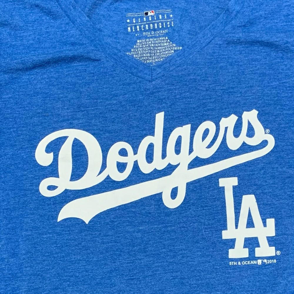 Girl’s LA Dodger’s v-neck shirt